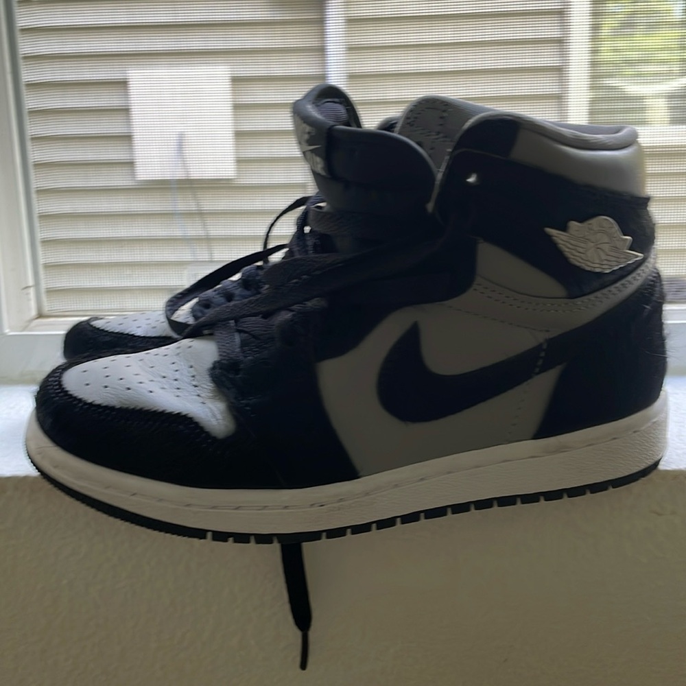 Nike Air Jordan grey-black Size 5